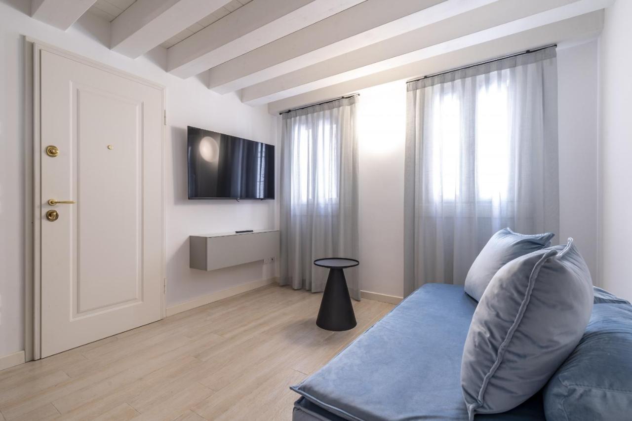 Ca' San Carlo By Wonderful Italy Appartamento Venezia