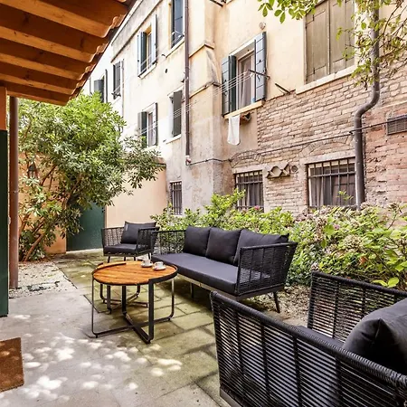 Ca' San Carlo Residence By Wonderful Italy Venice Exterior photo